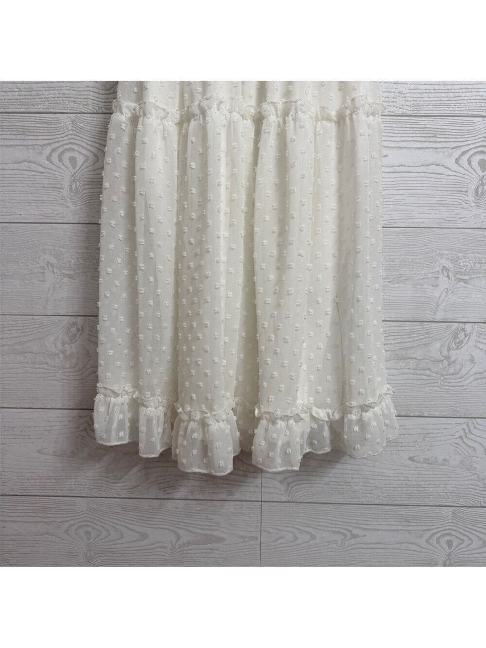 Justify Women’s White Lace & Chiffon Midi Dress. Size M - Picture 4 of 7